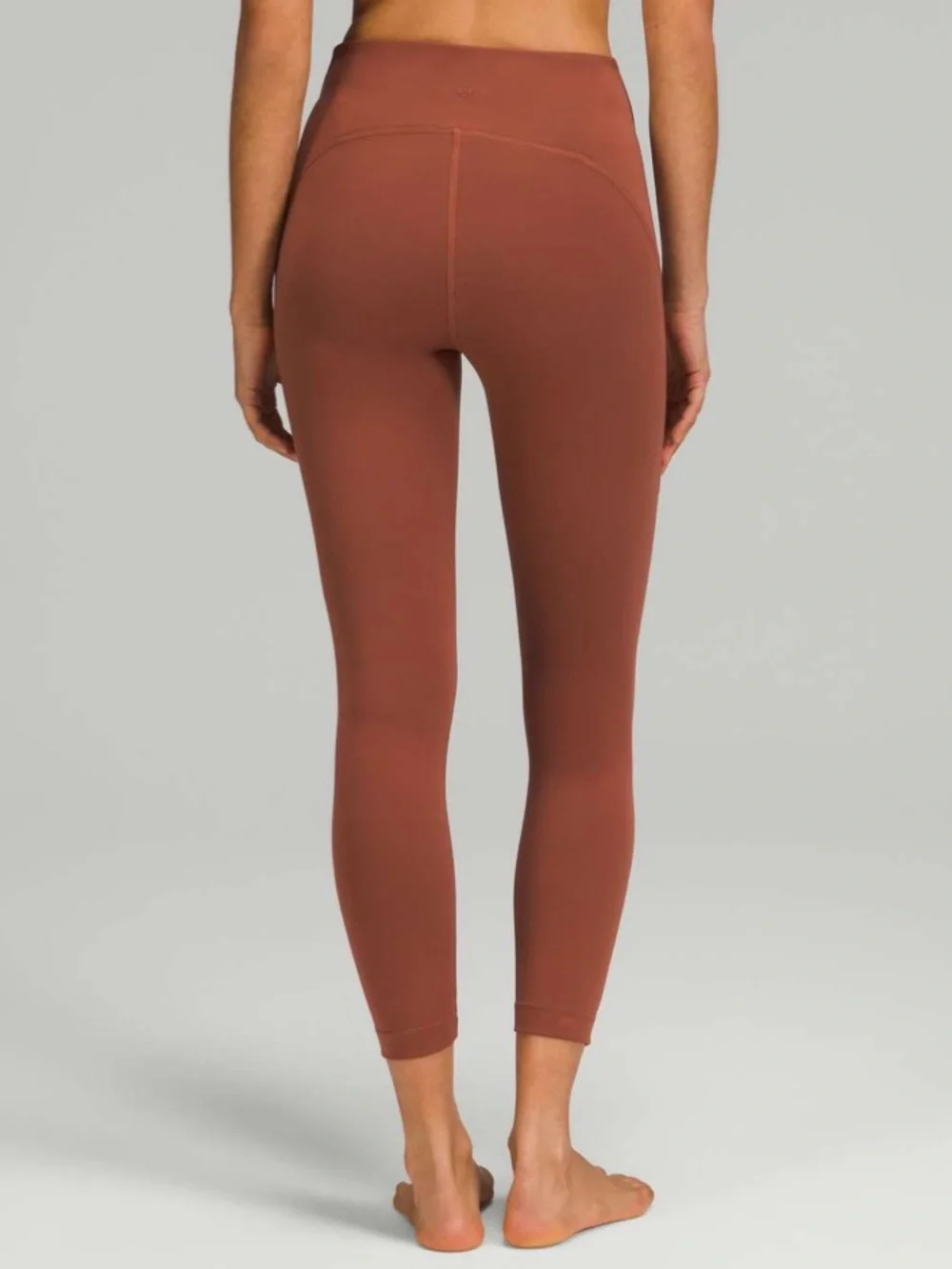 GUC Lululemon Bone/Copper Workout Set. Size 2